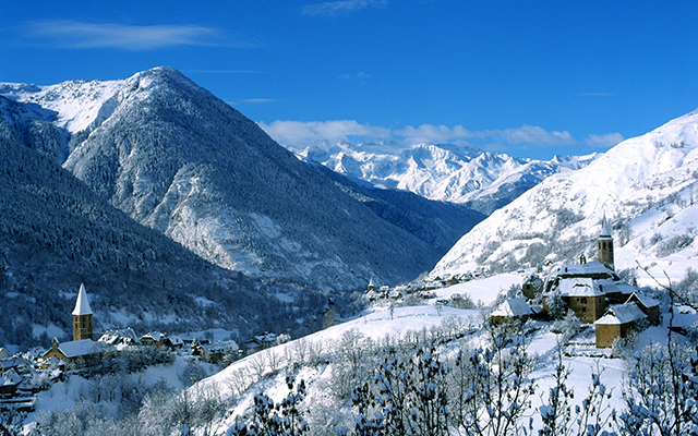 Unha - snowcapped village in Val d’Aran