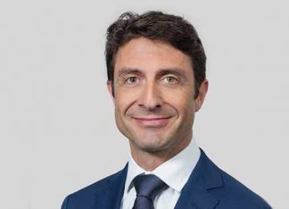 Qantas International CEO departs airline