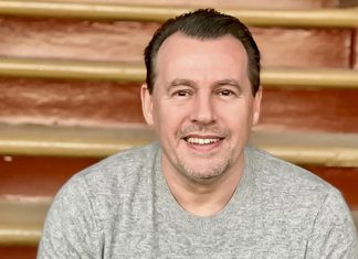 Craig Seaward to lead opening of W Sydney