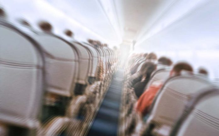 flight-turbulence-shutterstock_1073612693