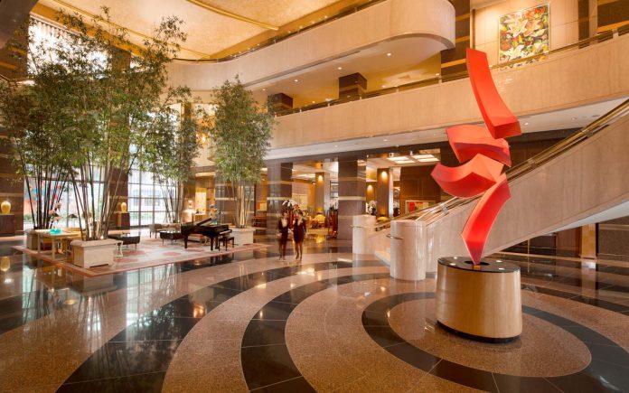 Conrad-Singapore-Marina-Bay-Lobby---1