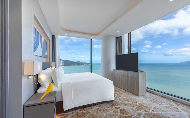 New hotels: voco Scenia Bay Nha Trang by IHG, Varel Singapore and more