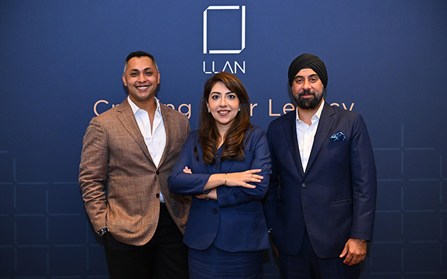 01_Group_photo_LLAN_Asset-640